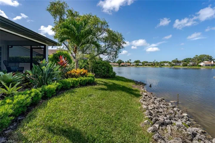 6562 Ilex Cir, Naples, Florida 34109