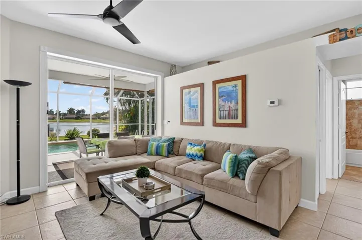 912 Briarwood Blvd, Naples, Florida 34104