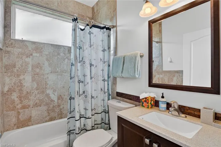 912 Briarwood Blvd, Naples, Florida 34104