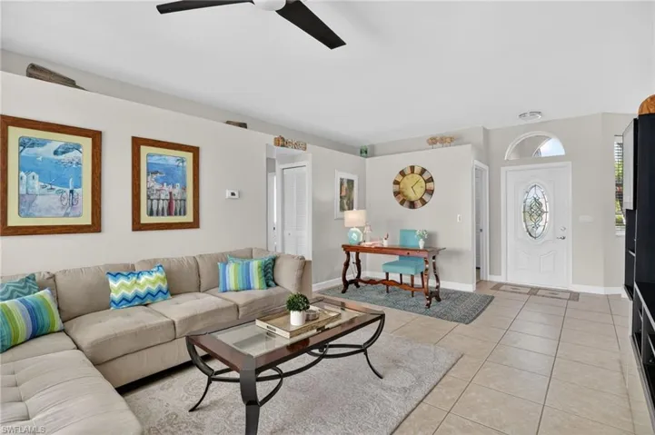 912 Briarwood Blvd, Naples, Florida 34104