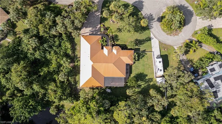 Bird's eye view of your own private paradise!