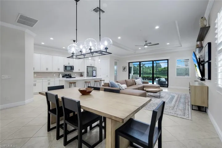4118 Raffia Dr, Naples, Florida 34119