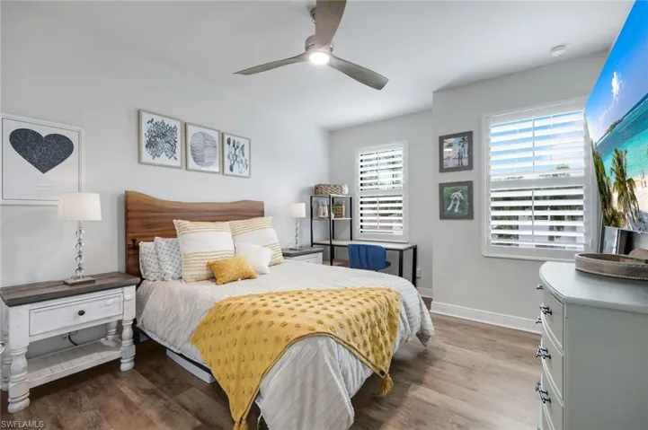 Upstairs Bedroom 1