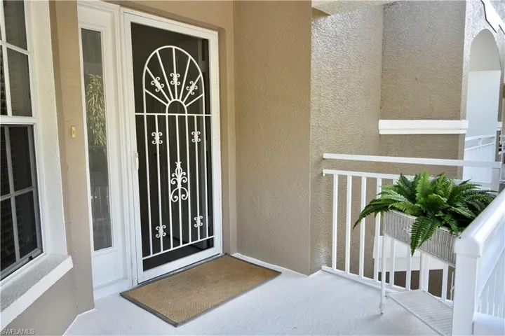 1970 Willow Bend Cir # 202, Naples Fl 34109