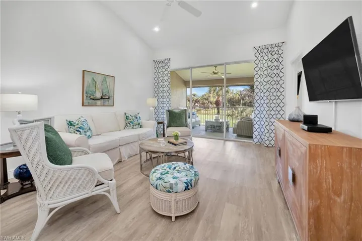 1970 Willow Bend Cir # 202, Naples Fl 34109