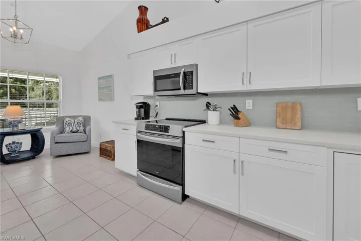 1970 Willow Bend Cir # 202, Naples Fl 34109
