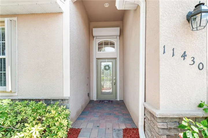 11430 Icarus Cir, Lehigh Acres, Florida 33971