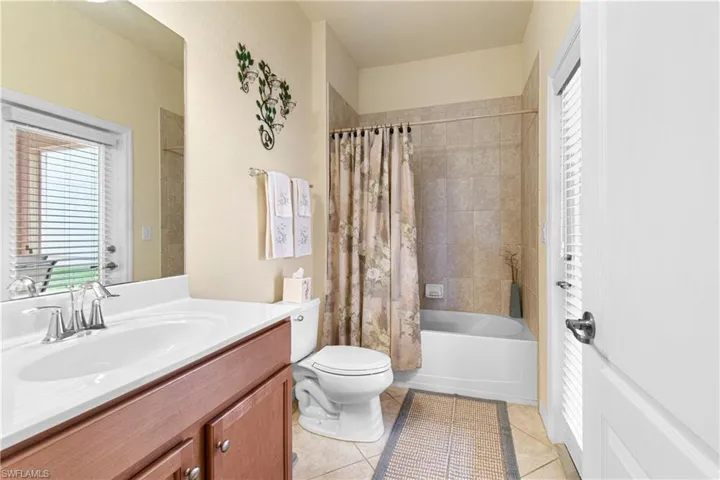 11430 Icarus Cir, Lehigh Acres, Florida 33971