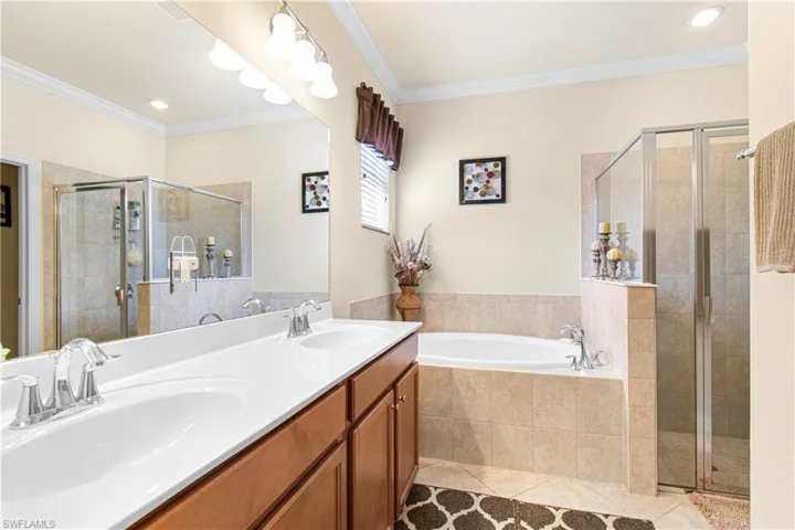11430 Icarus Cir, Lehigh Acres, Florida 33971