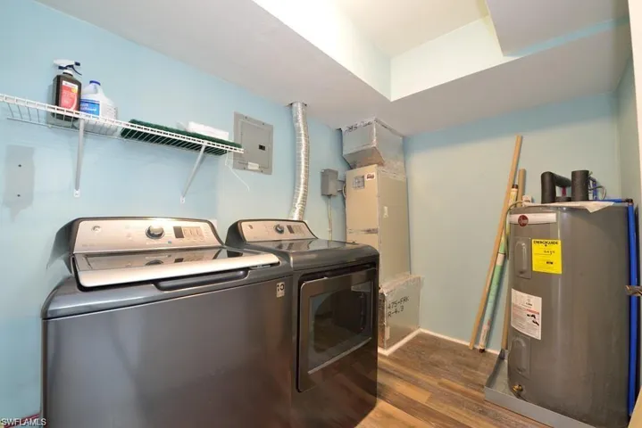 1140  9th N AVE, Naples, FL 34102