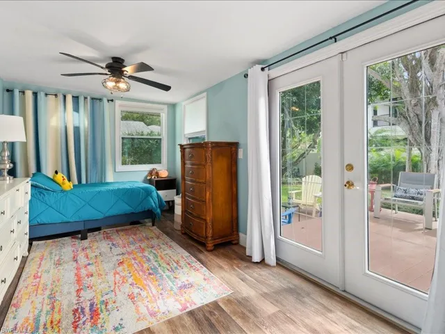 1140  9th N AVE, Naples, FL 34102