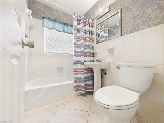 3067 Buena Vista Ln, Naples, Florida 34105