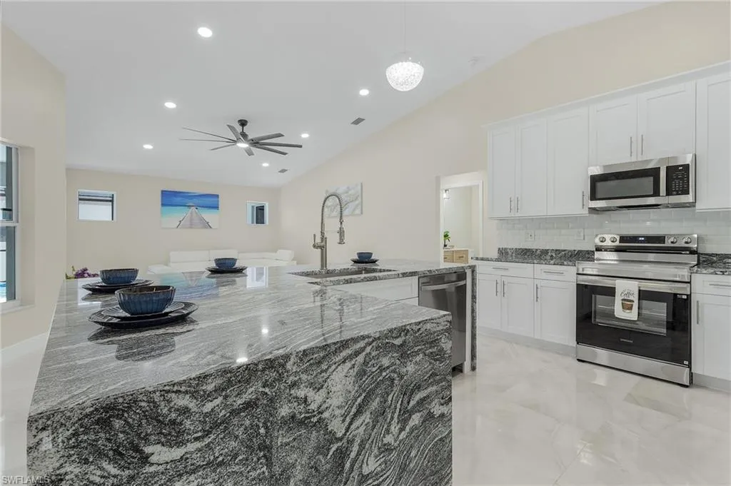 5503 14th PL, Cape Coral, FL 33914,224069942