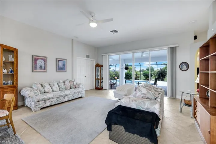 405 NW 18th  AVE, Cape Coral, FL 33993
