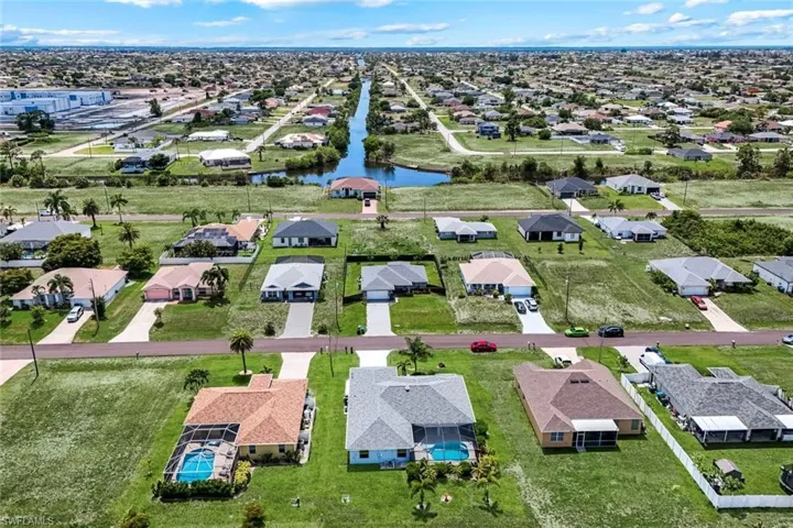 405 NW 18th  AVE, Cape Coral, FL 33993