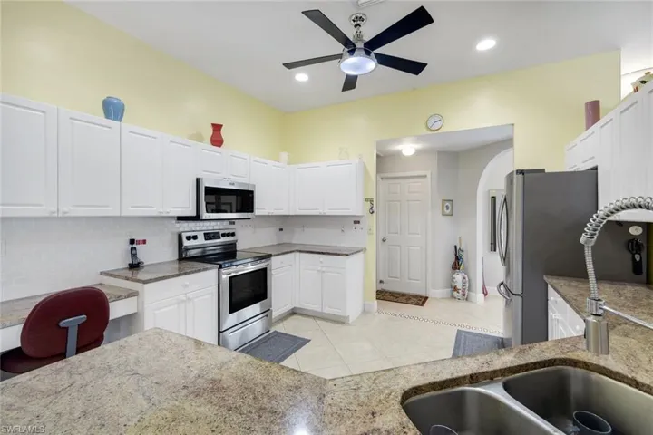 405 NW 18th  AVE, Cape Coral, FL 33993