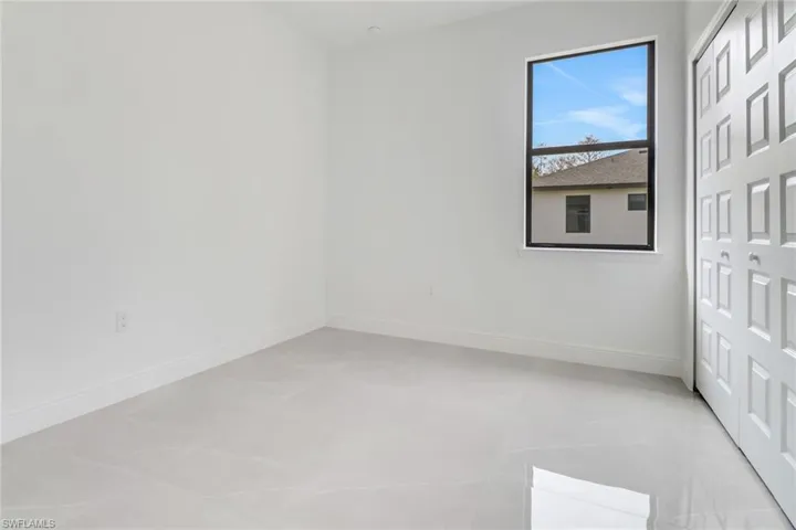 Mini main suite