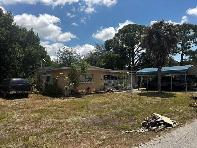 376  Kingston E DR, Fort Myers, FL 33905