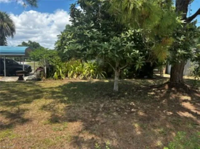 376  Kingston E DR, Fort Myers, FL 33905