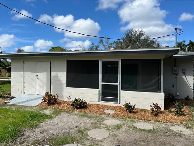 Back of the house storage room and lanai