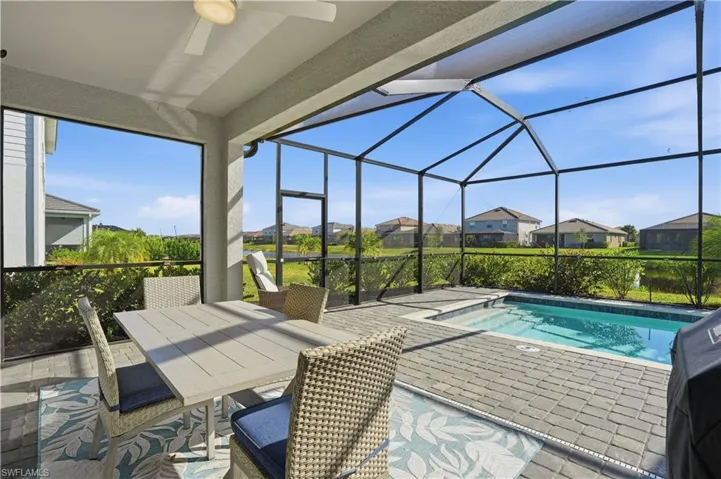 2662  Scarlet  WAY, Naples, FL 34120