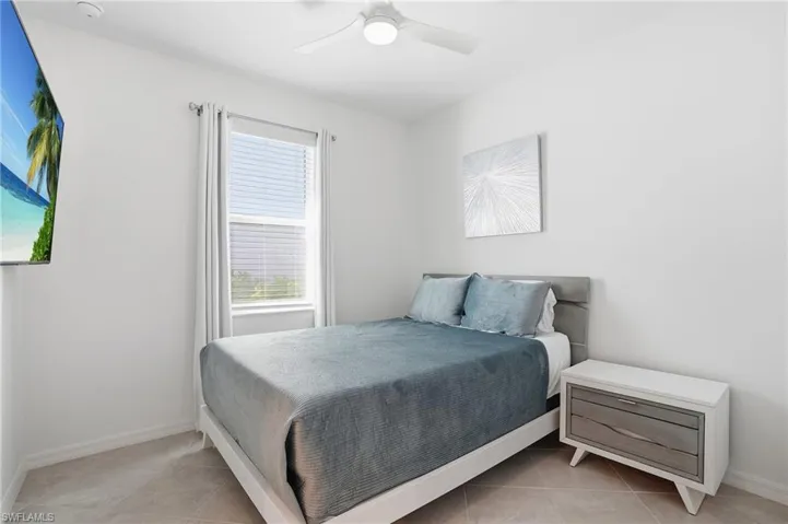 2662  Scarlet  WAY, Naples, FL 34120