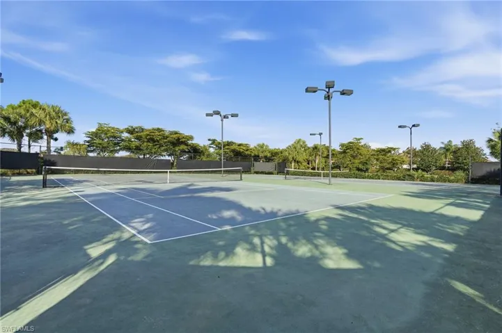2662  Scarlet  WAY, Naples, FL 34120