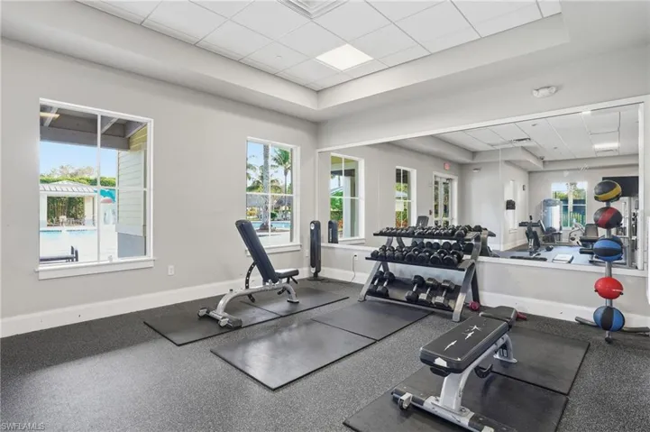 2662  Scarlet  WAY, Naples, FL 34120