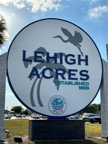 180 Beckley Dr, Lehigh Acres, Florida 33974