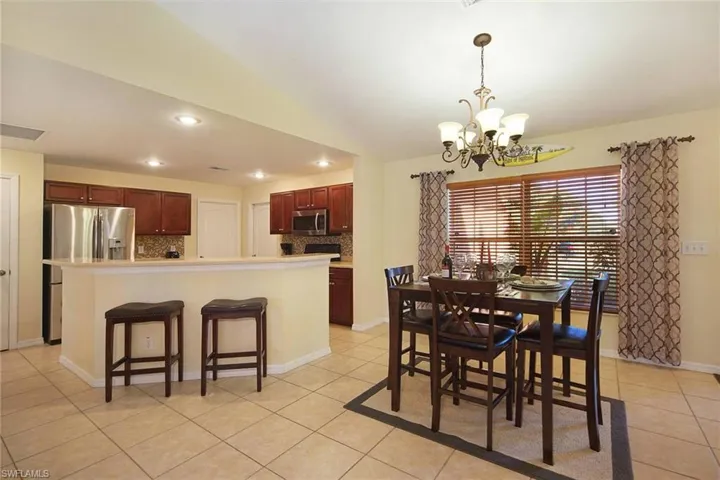1916 Nw 13th Pl, Cape Coral, Florida 33993