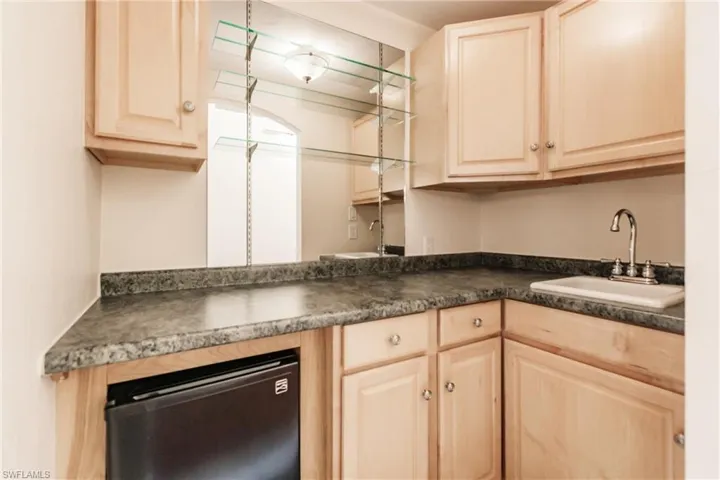 Wet bar