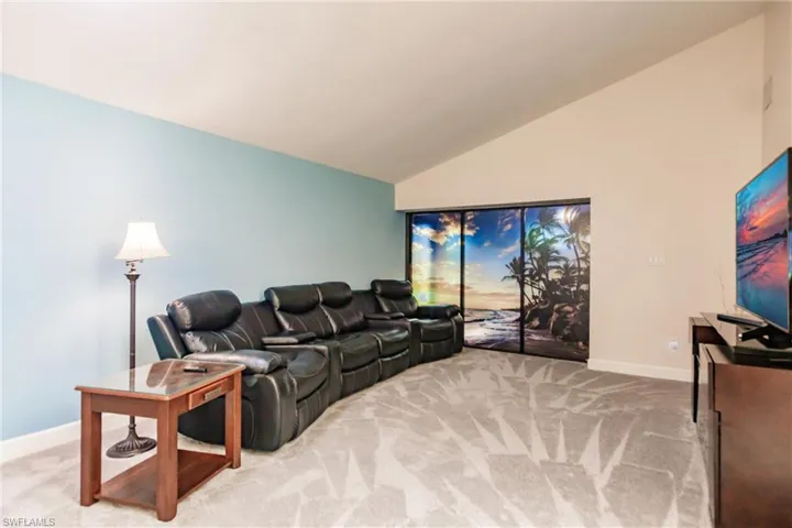 Living rm
