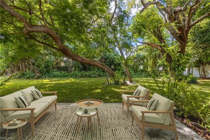 View of patio with outdoor lounge area