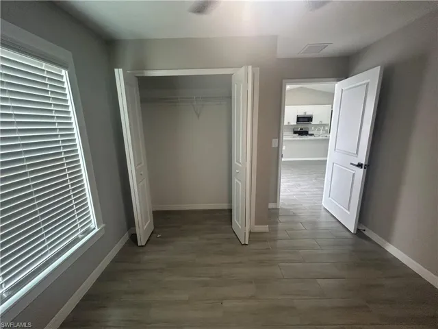 3804 Ne 9th Pl, Cape Coral, Florida 33909
