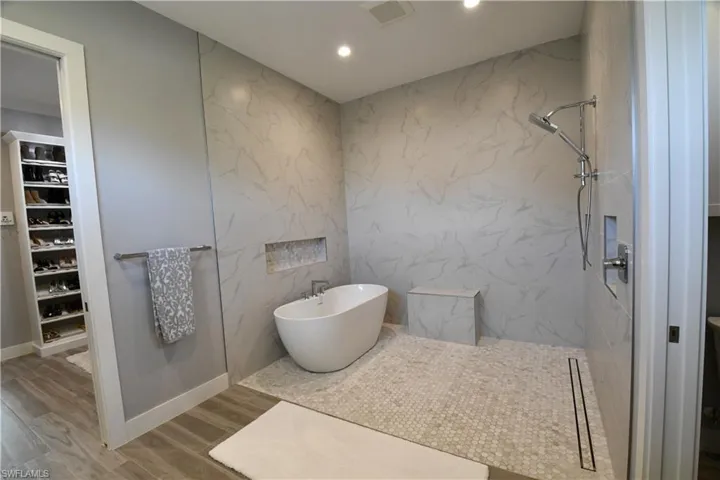 5328 Sw 22nd Ave, Cape Coral, Florida 33914