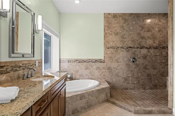 Primary Suite Bath with Soaking Tub