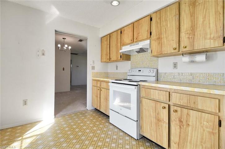 826 103rd AVE N, NAPLES FL 34108