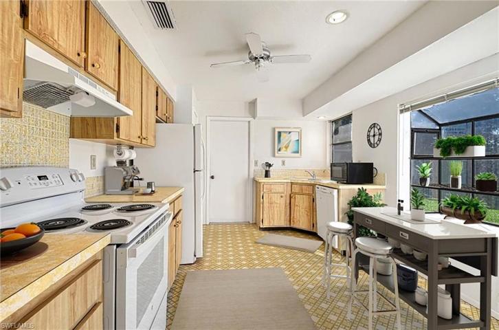 826 103rd AVE N, NAPLES FL 34108