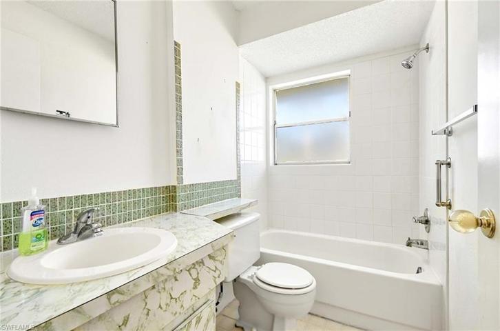 826 103rd AVE N, NAPLES FL 34108