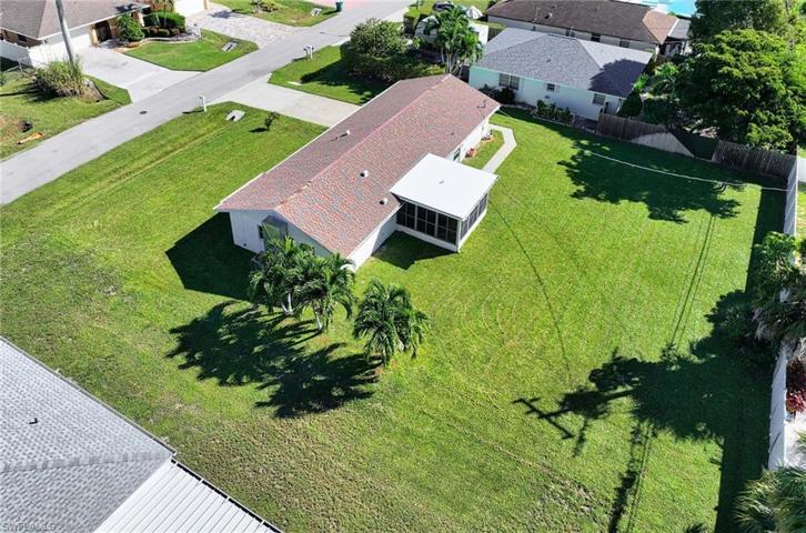 826 103rd AVE N, NAPLES FL 34108