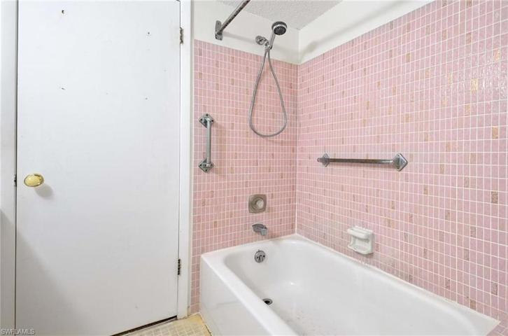 826 103rd AVE N, NAPLES FL 34108