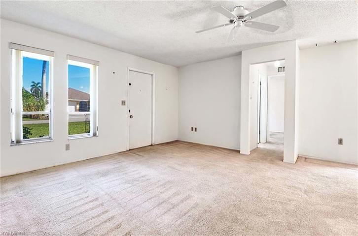 826 103rd AVE N, NAPLES FL 34108