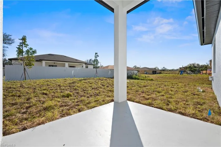 4805-4807  28th SW ST, Lehigh Acres, FL 33973