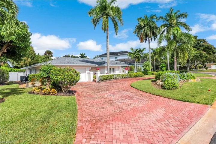 705 Regatta Rd, Naples, Florida 34103