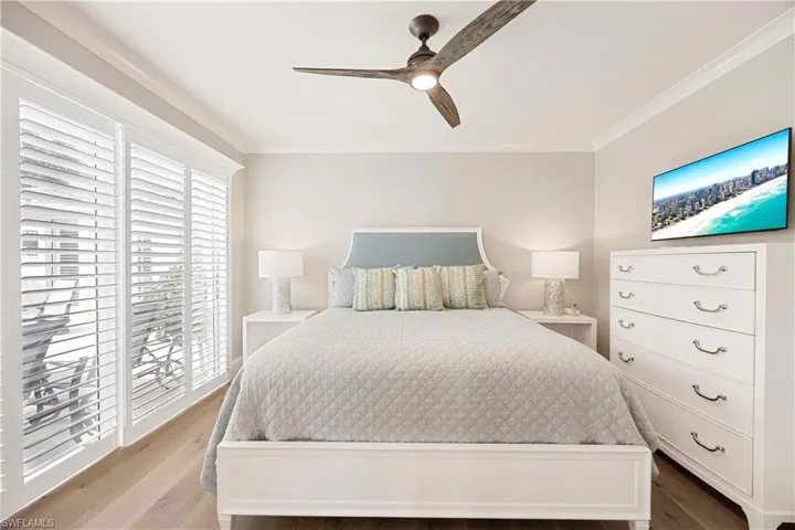 7980  Grand Bay  DR, Naples, FL 34108
