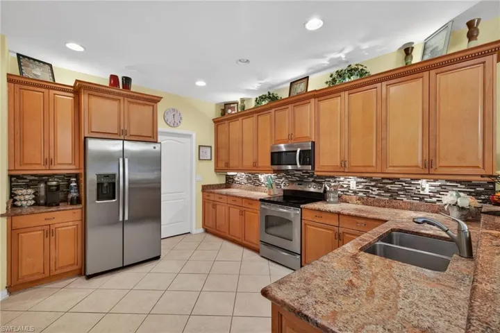 12416 Muddy Creek Ln, Fort Myers, Florida 33913