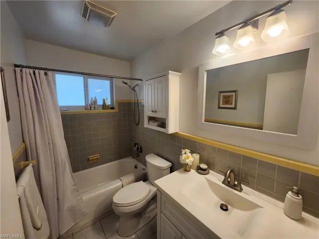 8750 Sw 42 St, Miami, Florida 33165