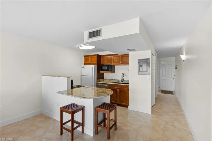 25850  Hickory  BLVD, Bonita Springs, FL 34134