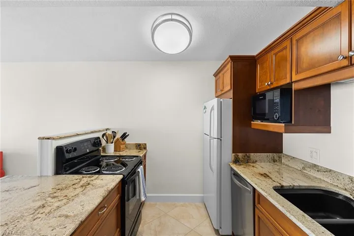 25850  Hickory  BLVD, Bonita Springs, FL 34134