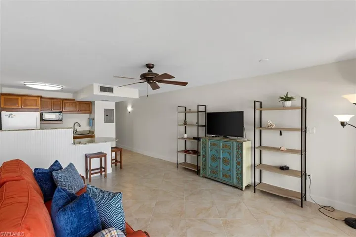 25850  Hickory  BLVD, Bonita Springs, FL 34134